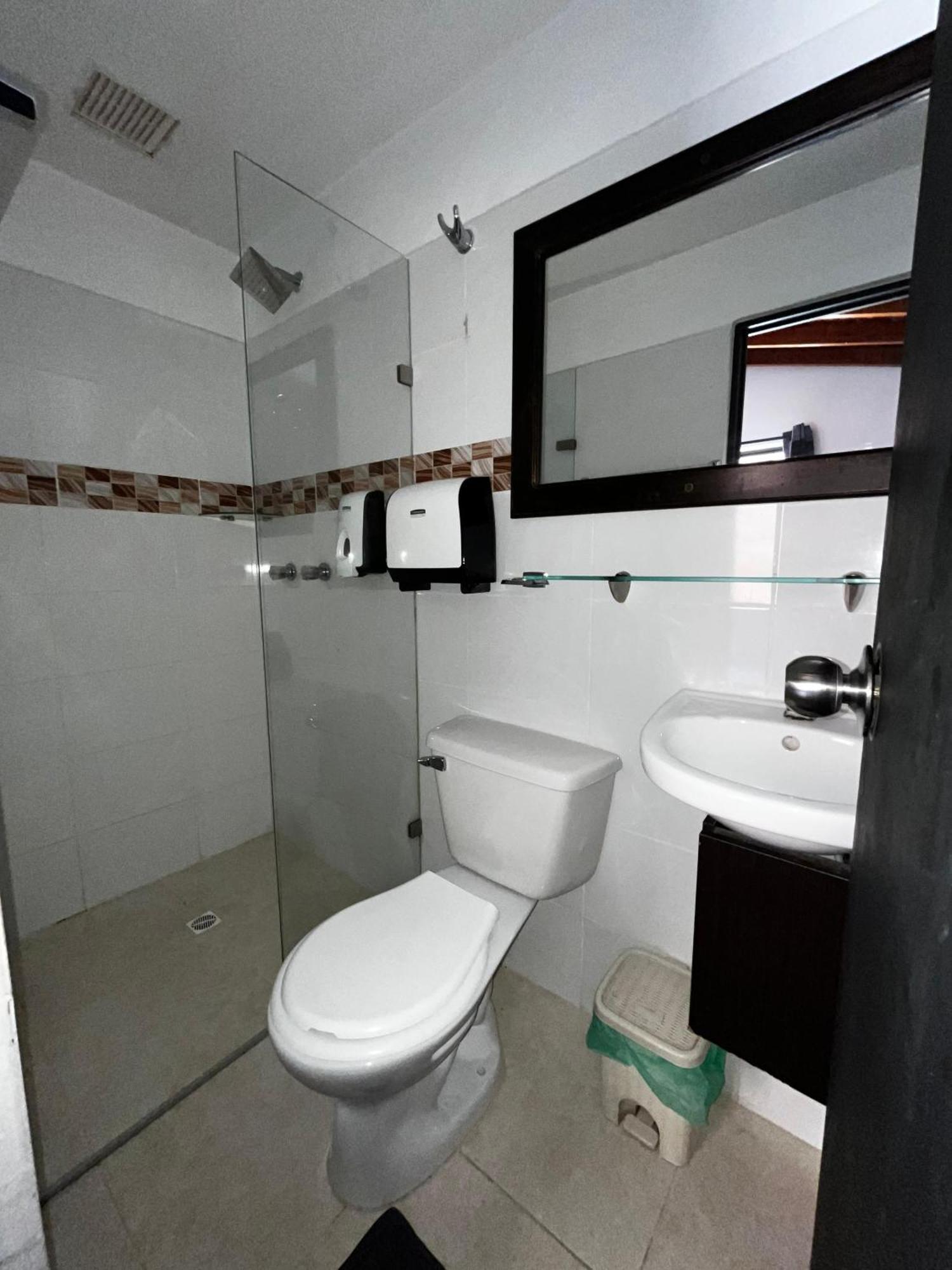 International Hotel Medellin Luaran gambar