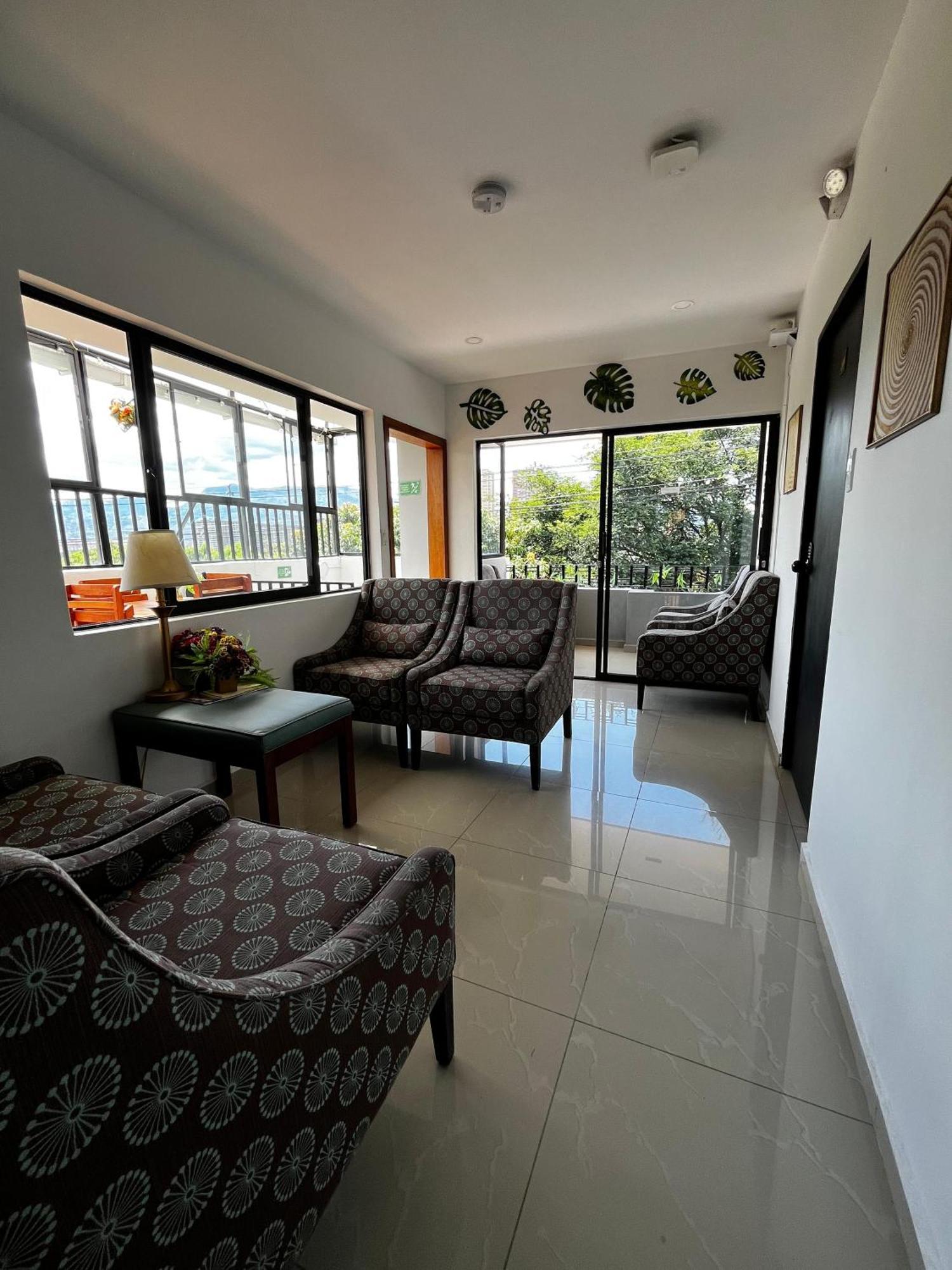 International Hotel Medellin Luaran gambar